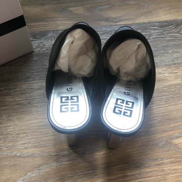 Givenchy triangle mules size 38 100% calf - Picture 4 of 15